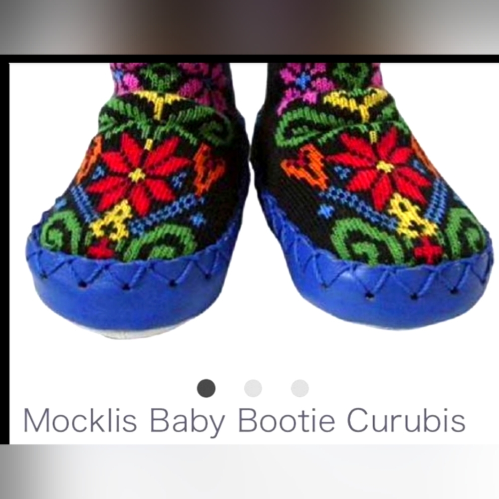 Mocklis Baby Booties NWT Size 6-12 Months